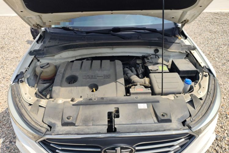 Used Bestune X40 2018 Internet Celebrity Edition 1.6L Automatic Luxury Version Engine Bay
