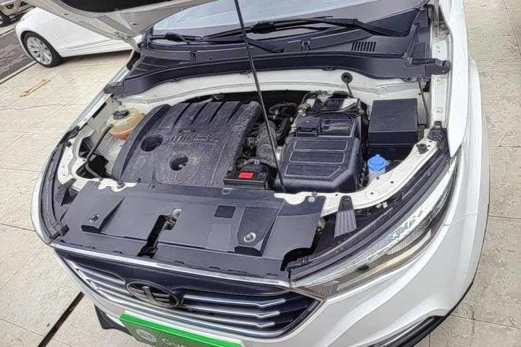 Used Bestune X40 2018 Internet Celebrity Edition 1.6L Automatic Luxury Version Engine Bay