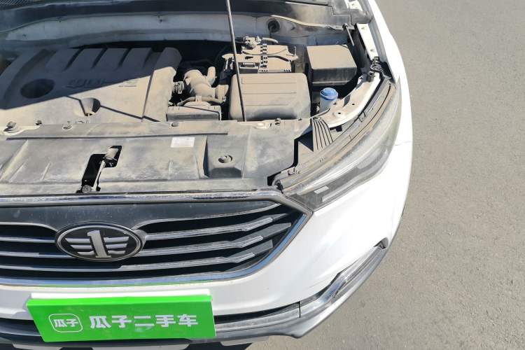 Used Bestune X40 2018 Internet Celebrity Edition 1.6L Automatic Luxury Version Engine Bay Left