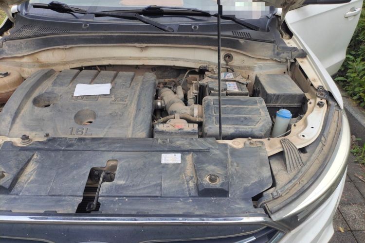 Used Bestune X40 2018 Internet Celebrity Edition 1.6L Automatic Luxury Version Engine Bay Left