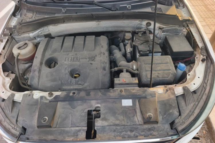 Used Bestune X40 2018 Internet Celebrity Edition 1.6L Manual Luxury Version Engine Bay