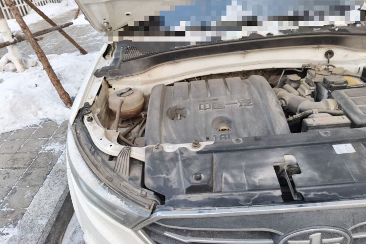 Used Bestune X40 2018 Internet Celebrity Edition 1.6L Manual Luxury Version Engine Bay Right