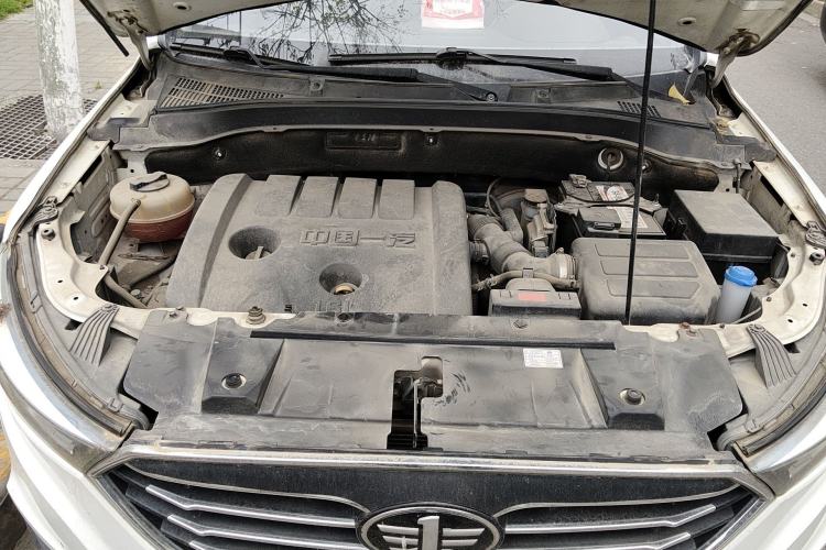 Used Bestune X40 2018 Internet Celebrity Edition 1.6L Automatic Luxury Version Engine Bay