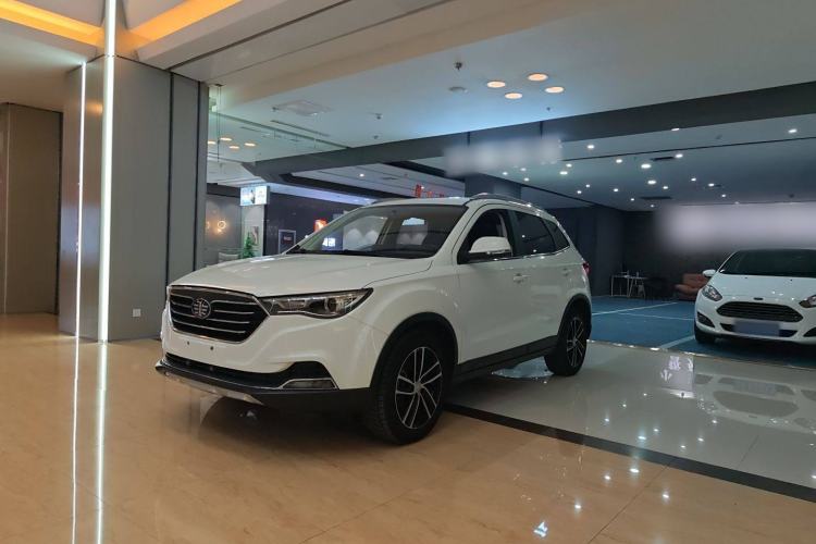 Used Bestune X40 2018 Internet Celebrity Edition 1.6L Automatic Luxury Version Exterior 1
