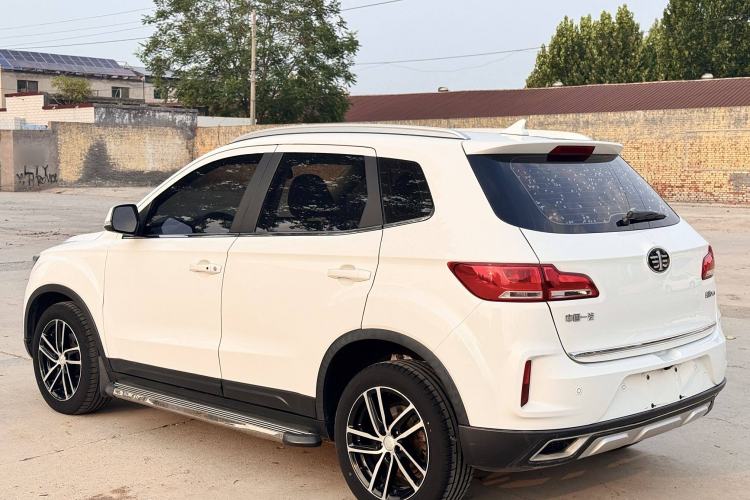 Used Bestune X40 2018 Internet Celebrity Edition 1.6L Automatic Luxury Version Exterior 3