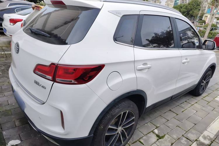 Used Bestune X40 2018 Internet Celebrity Edition 1.6L Automatic Luxury Version Exterior 4
