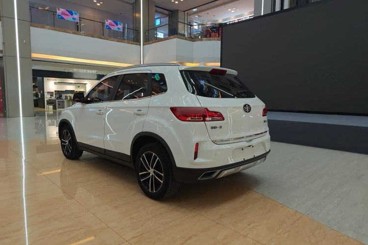 Used Bestune X40 2018 Internet Celebrity Edition 1.6L Automatic Luxury Version Exterior 5