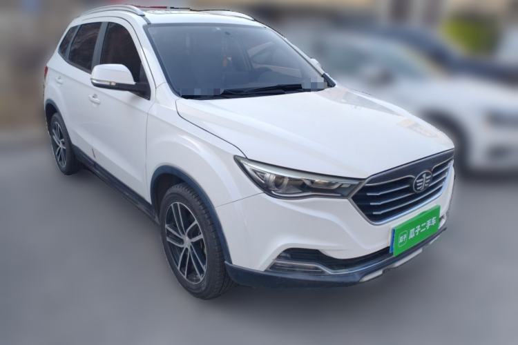 Used Bestune X40 2018 Internet Celebrity Edition 1.6L Automatic Connected Smart Cool Type Front Right 45 Deg