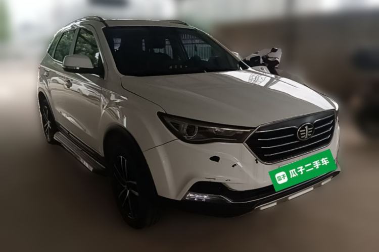 Used Bestune X40 2018 Internet Celebrity Edition 1.6L Automatic Luxury Version Front Right 45 Deg