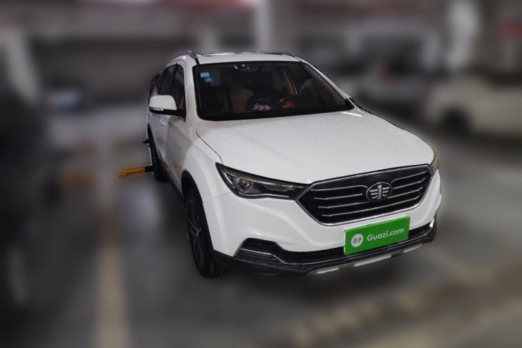 Used Bestune X40 2018 Internet Celebrity Edition 1.6L Automatic Luxury Version Front Right 45 Deg