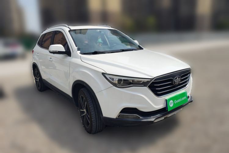 Used Bestune X40 2018 Internet Celebrity Edition 1.6L Automatic Luxury Version Front Right 45 Deg