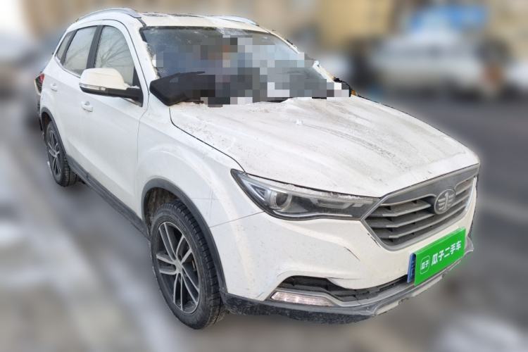 Used Bestune X40 2018 Internet Celebrity Edition 1.6L Manual Luxury Version Front Right 45 Deg