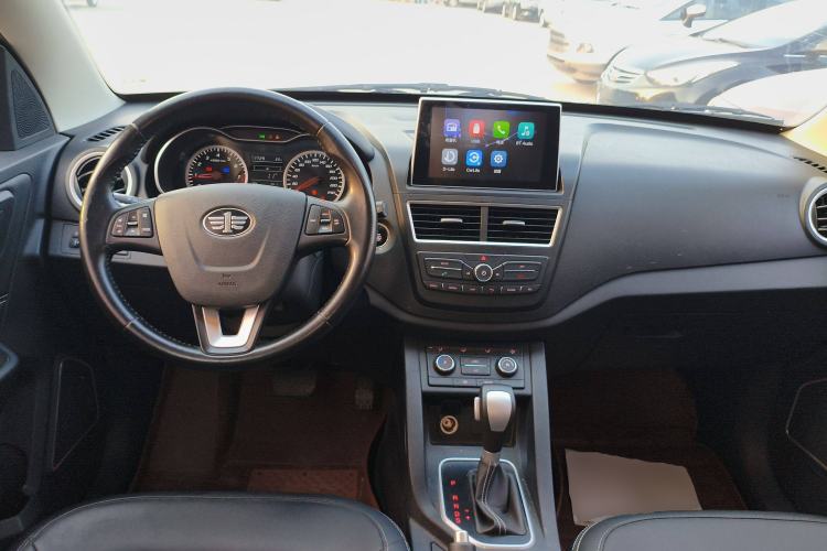 Used Bestune X40 2018 Internet Celebrity Edition 1.6L Automatic Luxury Version Interior 2