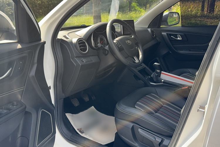 Used Bestune X40 2018 Internet Celebrity Edition 1.6L Manual Comfort Version Interior 7
