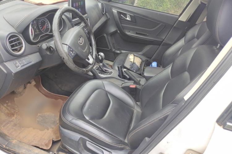 Used Bestune X40 2018 Internet Celebrity Edition 1.6L Automatic Luxury Version Left Front Seat
