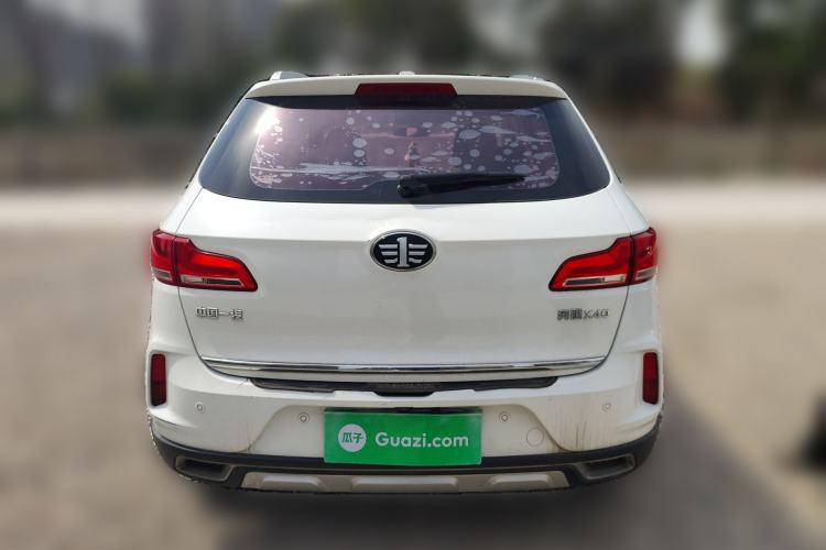 Used Bestune X40 2018 Internet Celebrity Edition 1.6L Automatic Luxury Version Rear