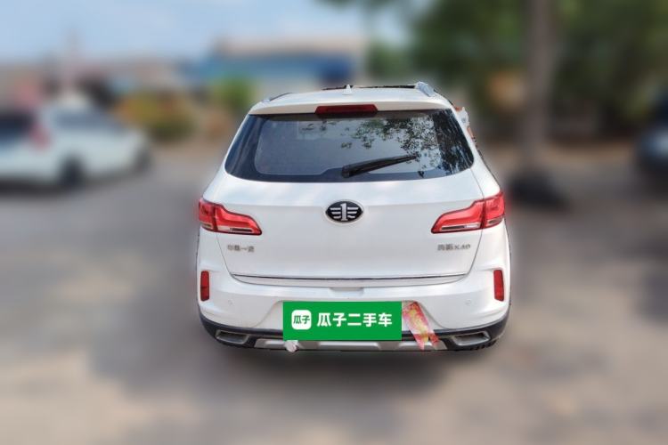 Used Bestune X40 2018 Internet Celebrity Edition 1.6L Automatic Luxury Version Rear