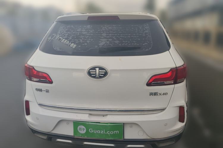 Used Bestune X40 2018 Internet Celebrity Edition 1.6L Manual Luxury Version Rear