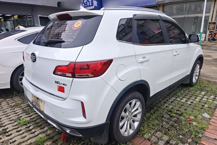 Used Bestune X40 2018 Internet Celebrity Edition 1.6L Manual Comfort Version Rear Right 45 Deg