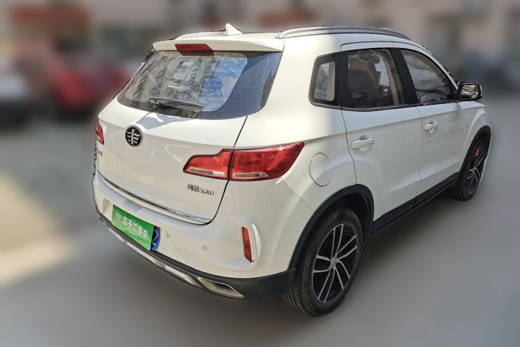 Used Bestune X40 2018 Internet Celebrity Edition 1.6L Manual Luxury Version Rear Right 45 Deg