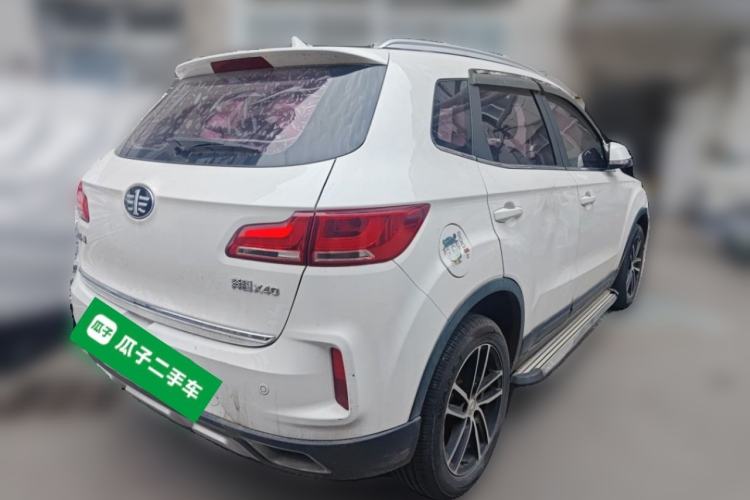 Used Bestune X40 2018 Internet Celebrity Edition 1.6L Automatic Luxury Version Rear Right 45 Deg