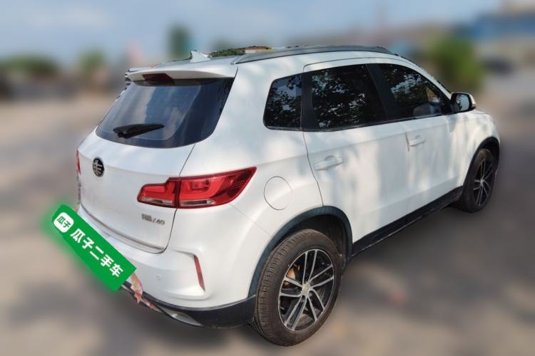 Used Bestune X40 2018 Internet Celebrity Edition 1.6L Automatic Luxury Version Rear Right 45 Deg