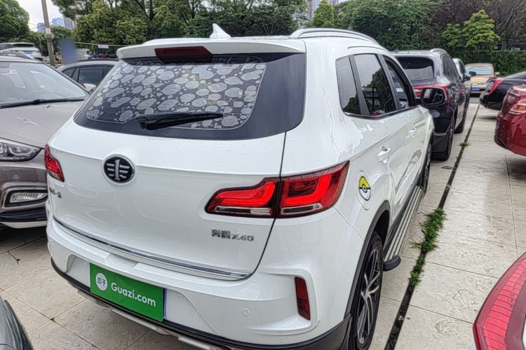 Used Bestune X40 2018 Internet Celebrity Edition 1.6L Automatic Luxury Version Rear Right 45 Deg
