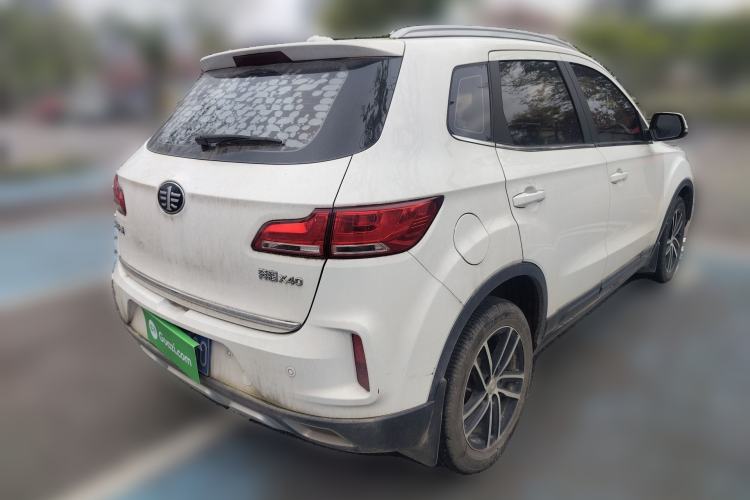 Used Bestune X40 2018 Internet Celebrity Edition 1.6L Automatic Luxury Version Rear Right 45 Deg