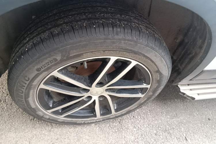 Used Bestune X40 2018 Internet Celebrity Edition 1.6L Manual Luxury Version Right Rear Wheel Hub