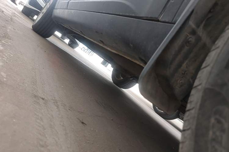 Used Bestune X40 2018 Internet Celebrity Edition 1.6L Manual Comfort Version Right Side Sill
