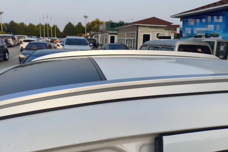 Used Bestune X40 2018 Internet Celebrity Edition 1.6L Automatic Luxury Version Roof