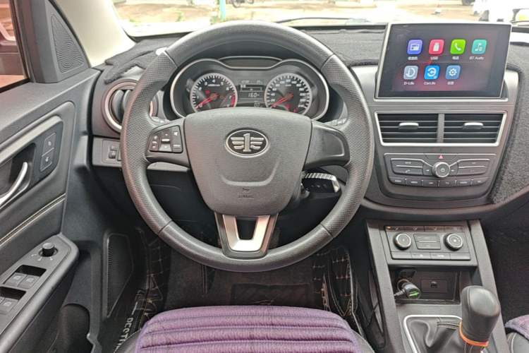 Used Bestune X40 2018 Internet Celebrity Edition 1.6L Manual Comfort Version Steering Wheel