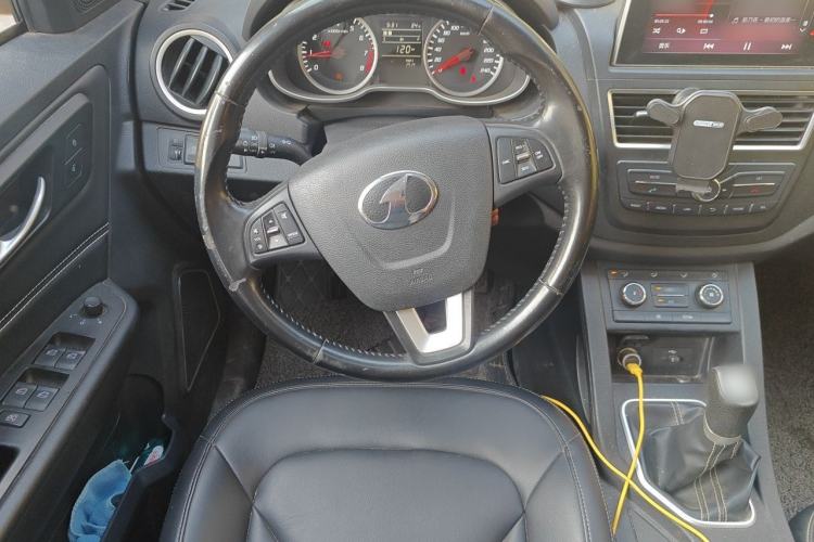 Used Bestune X40 2018 Internet Celebrity Edition 1.6L Manual Luxury Version Steering Wheel