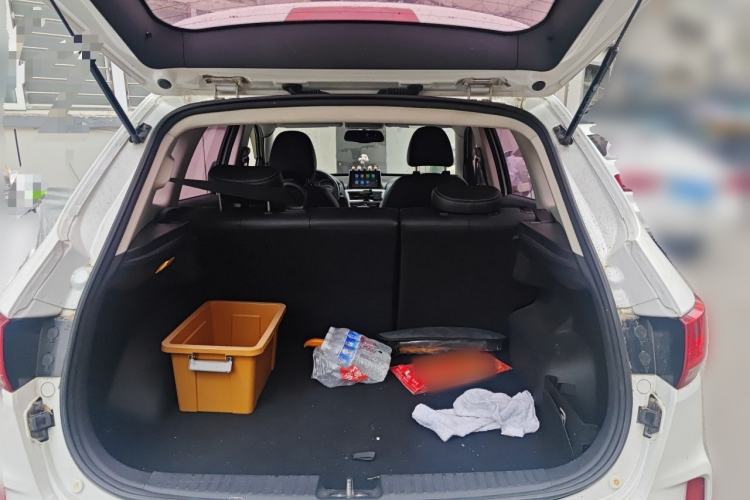 Used Bestune X40 2018 Internet Celebrity Edition 1.6L Automatic Luxury Version Trunk