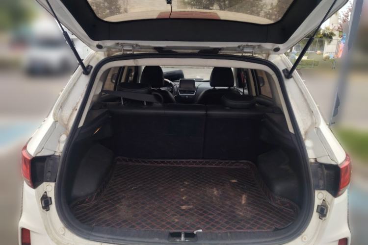 Used Bestune X40 2018 Internet Celebrity Edition 1.6L Automatic Luxury Version Trunk