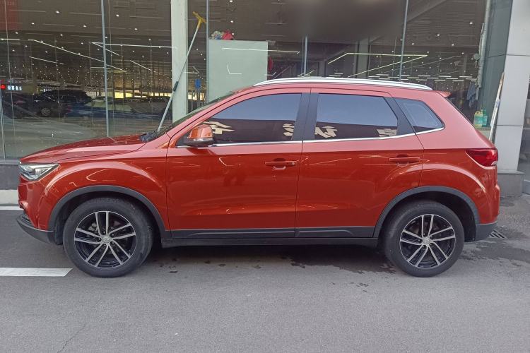 Used Bestune X40 2018 Internet Celebrity Edition 1.6L Automatic Luxury Version Exterior 3
