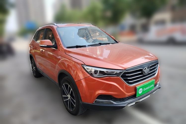 Used Bestune X40 2018 Internet Celebrity Edition 1.6L Manual Luxury Version Front Right 45 Deg