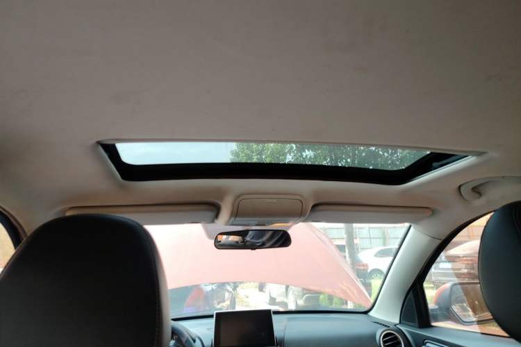 Used Bestune X40 2018 Internet Celebrity Edition 1.6L Manual Luxury Version Headliner
