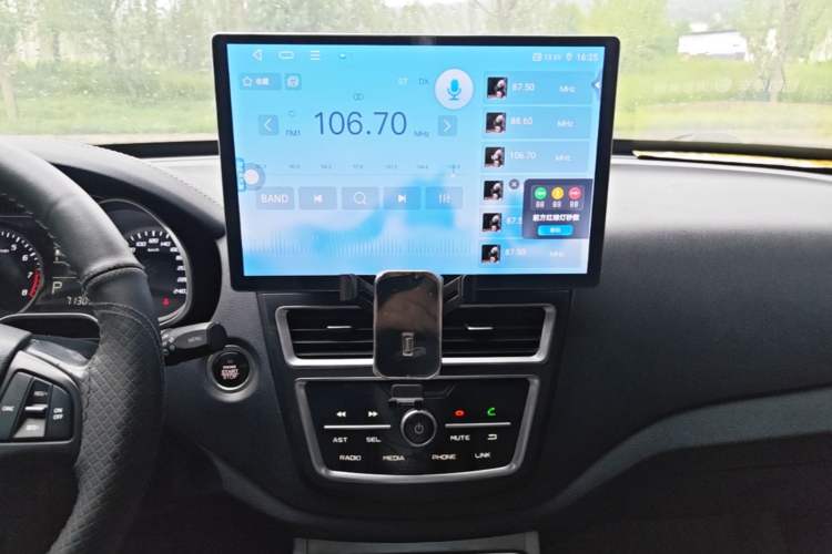 Used Bestune X40 2019 1.6L Automatic Luxury Edition China VI Audio And AC Panel