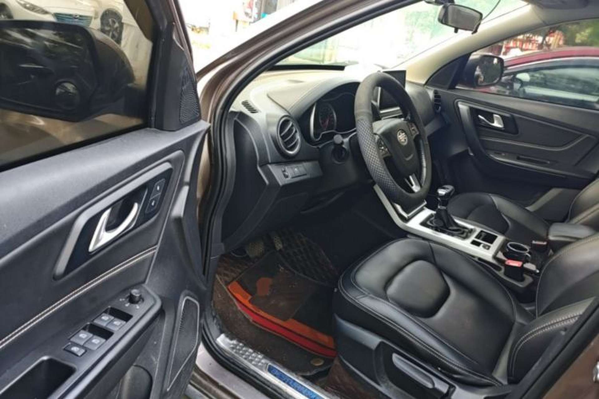 Used Bestune X40 2019 1.6L Automatic Luxury Version China V Emission Standard Driver Seat