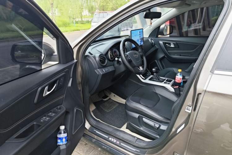 Used Bestune X40 2019 1.6L Automatic Luxury Edition China VI Driver Seat