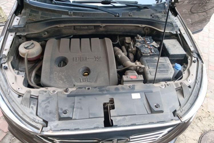 Used Bestune X40 2019 1.6L Manual Luxury Edition China VI Engine Bay