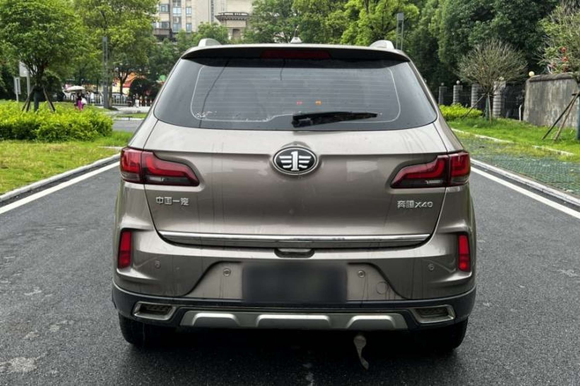 Used Bestune X40 2019 1.6L Automatic Luxury Version China V Emission Standard Exterior 1