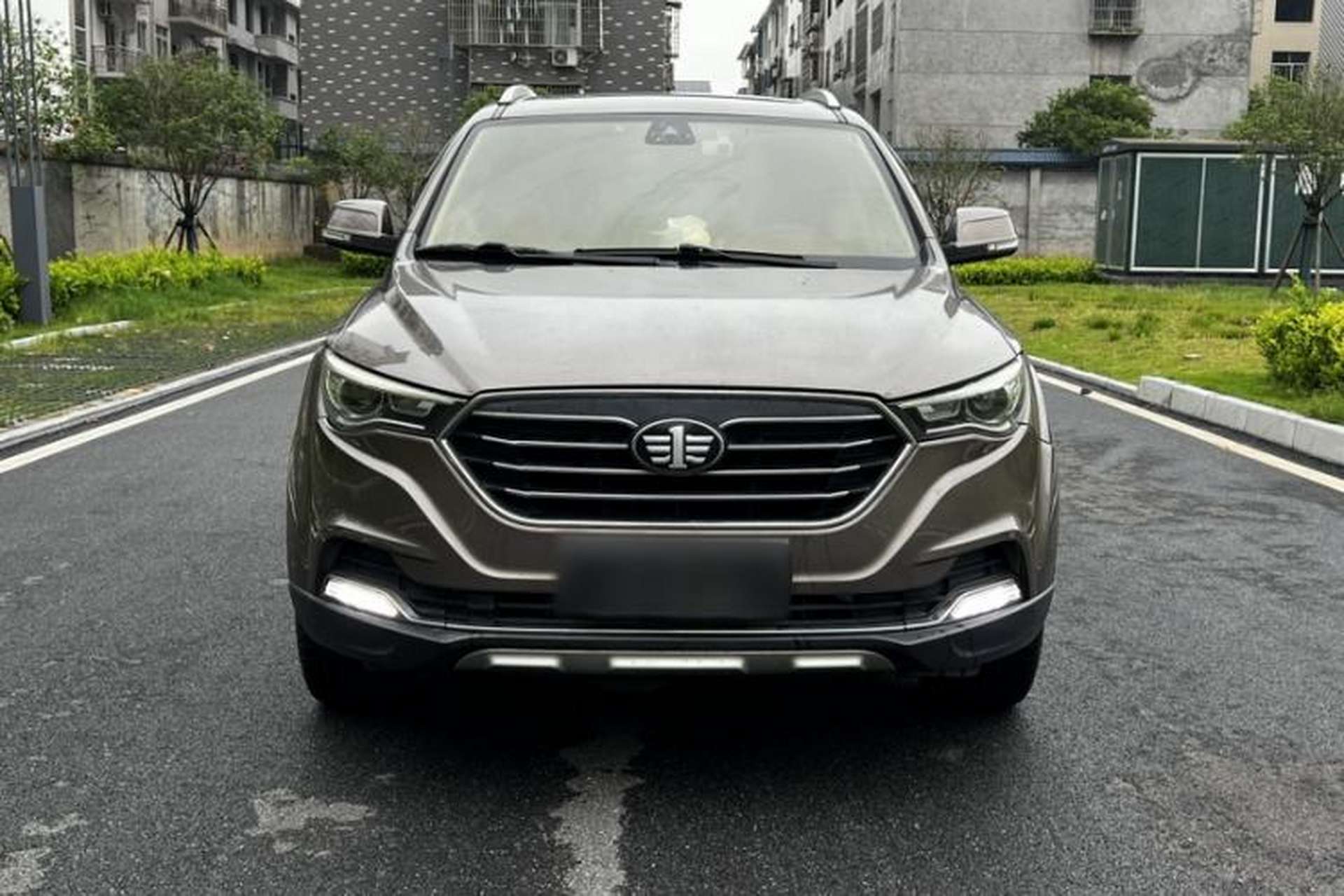 Used Bestune X40 2019 1.6L Automatic Luxury Version China V Emission Standard Exterior 3