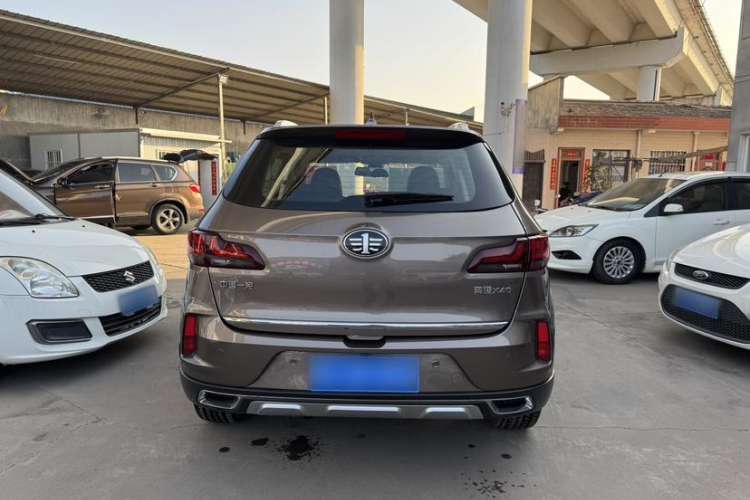 Used Bestune X40 2019 1.6L Manual Luxury Edition China V Exterior 3