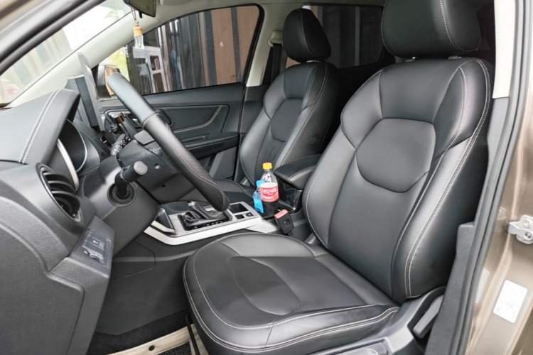 Used Bestune X40 2019 1.6L Automatic Luxury Edition China VI Left Front Seat