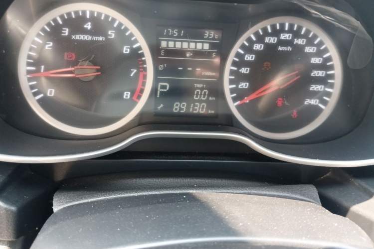 Used Bestune X40 2019 1.6L Automatic Luxury Version China V Emission Standard Odometer Close Up