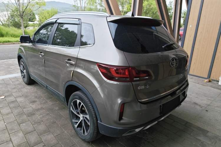 Used Bestune X40 2019 1.6L Automatic Luxury Edition China VI Rear Left 45 Deg