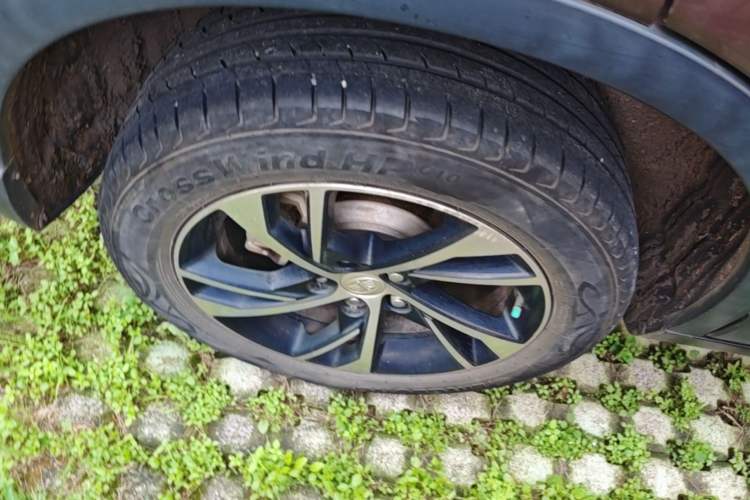 Used Bestune X40 2019 1.6L Automatic Luxury Version China V Emission Standard Right Rear Wheel Hub