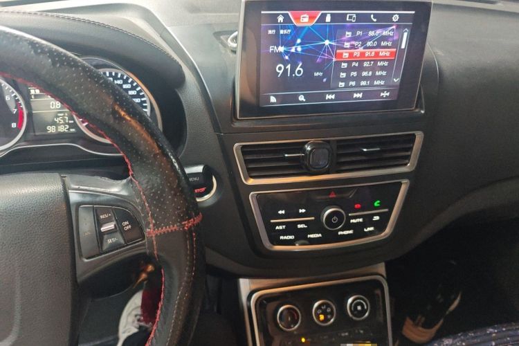 Used Bestune X40 2019 1.6L Manual Luxury Edition China VI Audio And AC Panel